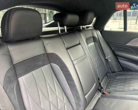 Сірий Мерседес GLE-Class Coupe, об'ємом двигуна 3.98 л та пробігом 74 тис. км за 115000 $, фото 41 на Automoto.ua