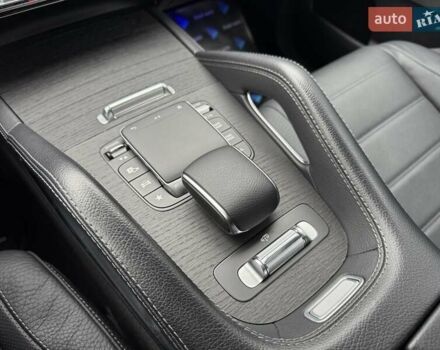 Сірий Мерседес GLE-Class Coupe, об'ємом двигуна 2 л та пробігом 63 тис. км за 82900 $, фото 29 на Automoto.ua