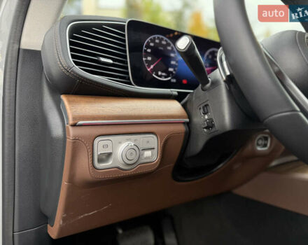 Серый Мерседес GLE-Class Coupe, объемом двигателя 2 л и пробегом 11 тыс. км за 117900 $, фото 43 на Automoto.ua