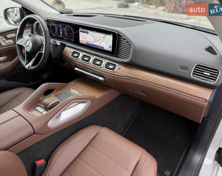 Серый Мерседес GLE-Class Coupe, объемом двигателя 2 л и пробегом 11 тыс. км за 117900 $, фото 94 на Automoto.ua