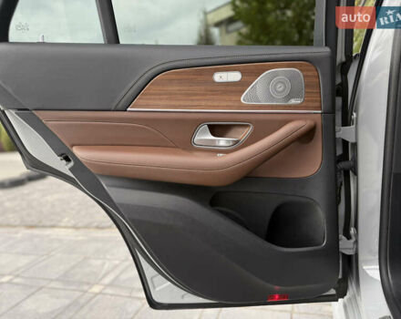 Серый Мерседес GLE-Class Coupe, объемом двигателя 2 л и пробегом 11 тыс. км за 117900 $, фото 72 на Automoto.ua