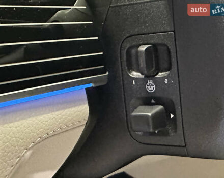 Серый Мерседес GLE-Class Coupe, объемом двигателя 3 л и пробегом 5 тыс. км за 127000 $, фото 30 на Automoto.ua