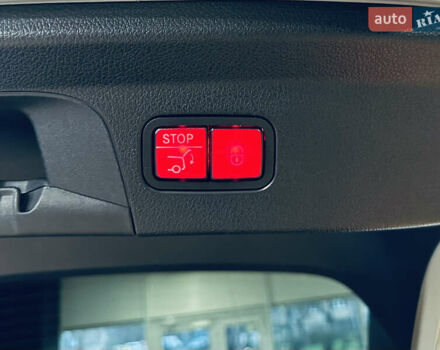 Серый Мерседес GLE-Class Coupe, объемом двигателя 3 л и пробегом 5 тыс. км за 127000 $, фото 60 на Automoto.ua