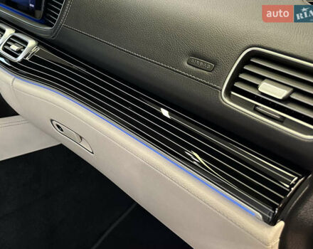 Серый Мерседес GLE-Class Coupe, объемом двигателя 3 л и пробегом 5 тыс. км за 127000 $, фото 69 на Automoto.ua