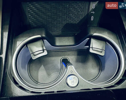 Серый Мерседес GLE-Class Coupe, объемом двигателя 3 л и пробегом 5 тыс. км за 127000 $, фото 47 на Automoto.ua