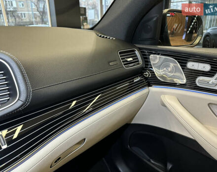 Серый Мерседес GLE-Class Coupe, объемом двигателя 3 л и пробегом 5 тыс. км за 127000 $, фото 35 на Automoto.ua