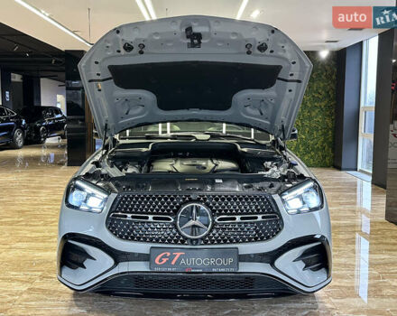 Серый Мерседес GLE-Class Coupe, объемом двигателя 3 л и пробегом 5 тыс. км за 127000 $, фото 72 на Automoto.ua