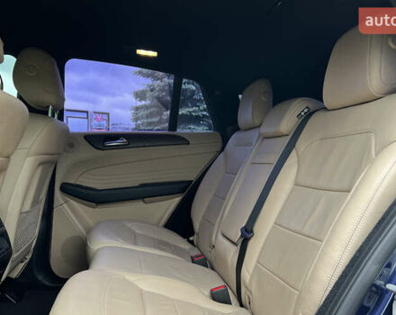 Синий Мерседес GLE-Class Coupe, объемом двигателя 3 л и пробегом 206 тыс. км за 34900 $, фото 16 на Automoto.ua