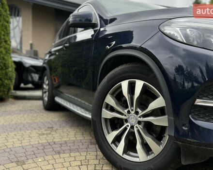 Мерседес GLE-Class Coupe 2016 в Львове на Automoto.ua Синий Мерседес GLE-Class Coupe, объемом двигателя 3 л и пробегом 206 тыс. км за 34900 $, фото 10 на Automoto.ua