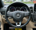 Синий Мерседес GLE-Class Coupe, объемом двигателя 3 л и пробегом 206 тыс. км за 34900 $, фото 19 на Automoto.ua