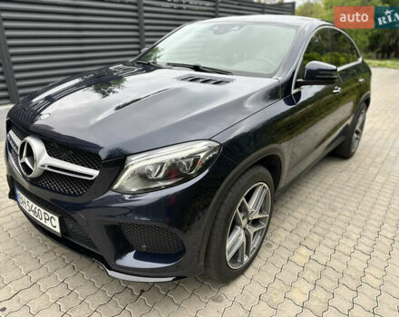 Синий Мерседес GLE-Class Coupe, объемом двигателя 4.66 л и пробегом 190 тыс. км за 41000 $, фото 20 на Automoto.ua