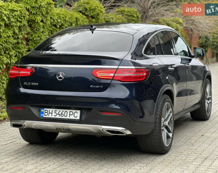Синий Мерседес GLE-Class Coupe, объемом двигателя 4.66 л и пробегом 190 тыс. км за 41000 $, фото 9 на Automoto.ua