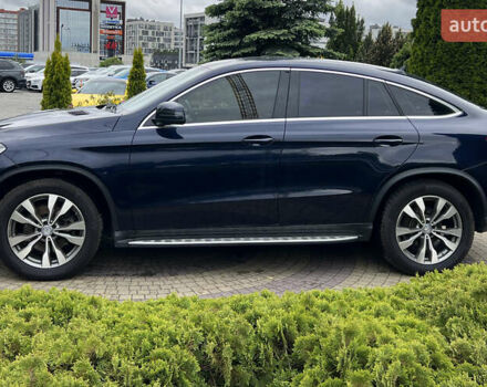 Мерседес GLE-Class Coupe 2016 в Львове на Automoto.ua Синий Мерседес GLE-Class Coupe, объемом двигателя 3 л и пробегом 206 тыс. км за 34900 $, фото 3 на Automoto.ua
