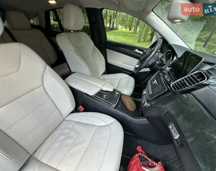 Синий Мерседес GLE-Class Coupe, объемом двигателя 2.99 л и пробегом 211 тыс. км за 40500 $, фото 14 на Automoto.ua