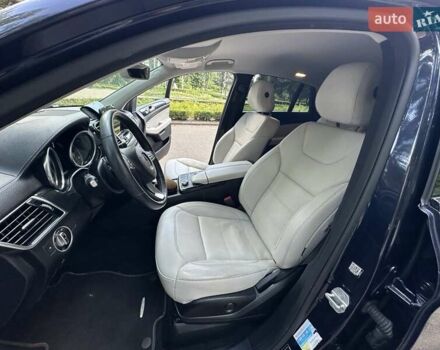 Синий Мерседес GLE-Class Coupe, объемом двигателя 2.99 л и пробегом 211 тыс. км за 40500 $, фото 12 на Automoto.ua