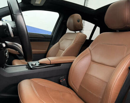 Синий Мерседес GLE-Class Coupe, объемом двигателя 3 л и пробегом 271 тыс. км за 48999 $, фото 14 на Automoto.ua