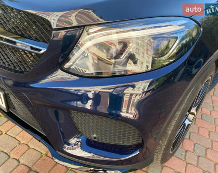 Синий Мерседес GLE-Class Coupe, объемом двигателя 3 л и пробегом 86 тыс. км за 51900 $, фото 2 на Automoto.ua