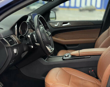 Синий Мерседес GLE-Class Coupe, объемом двигателя 3 л и пробегом 271 тыс. км за 48999 $, фото 12 на Automoto.ua