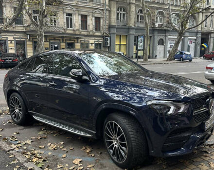 Синий Мерседес GLE-Class Coupe, объемом двигателя 2.9 л и пробегом 129 тыс. км за 68000 $, фото 1 на Automoto.ua