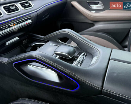 Синий Мерседес GLE-Class Coupe, объемом двигателя 3 л и пробегом 91 тыс. км за 85000 $, фото 35 на Automoto.ua