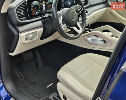 Синий Мерседес GLE-Class Coupe, объемом двигателя 2.93 л и пробегом 62 тыс. км за 77000 $, фото 5 на Automoto.ua