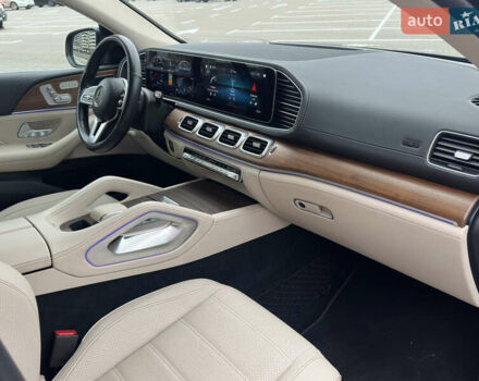 Мерседес GLE-Class Coupe 2021 в Киеве на Automoto.ua Синий Мерседес GLE-Class Coupe, объемом двигателя 2.93 л и пробегом 38 тыс. км за 74700 $, фото 34 на Automoto.ua