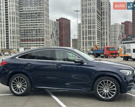 Мерседес GLE-Class Coupe 2021 в Киеве на Automoto.ua Синий Мерседес GLE-Class Coupe, объемом двигателя 2.93 л и пробегом 38 тыс. км за 74700 $, фото 8 на Automoto.ua