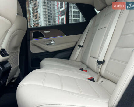 Мерседес GLE-Class Coupe 2021 в Киеве на Automoto.ua Синий Мерседес GLE-Class Coupe, объемом двигателя 2.93 л и пробегом 38 тыс. км за 74700 $, фото 29 на Automoto.ua