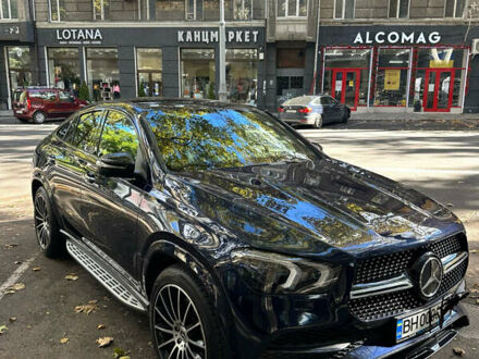 Синий Мерседес GLE-Class Coupe, объемом двигателя 2.9 л и пробегом 129 тыс. км за 68000 $, фото 1 на Automoto.ua