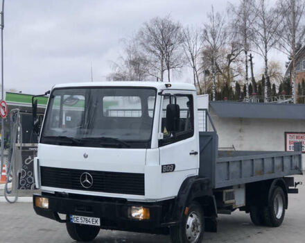 Белый Мерседес LK-Series, объемом двигателя 4 л и пробегом 480 тыс. км за 15500 $, фото 1 на Automoto.ua
