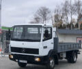 Белый Мерседес LK-Series, объемом двигателя 4 л и пробегом 480 тыс. км за 15500 $, фото 1 на Automoto.ua