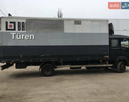 Чорний Мерседес LK-Series, об'ємом двигуна 6 л та пробігом 920 тис. км за 10800 $, фото 3 на Automoto.ua