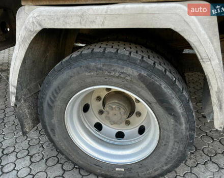 Фиолетовый Мерседес LK-Series, объемом двигателя 5.97 л и пробегом 447 тыс. км за 8200 $, фото 6 на Automoto.ua