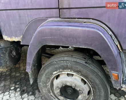 Фиолетовый Мерседес LK-Series, объемом двигателя 5.97 л и пробегом 447 тыс. км за 8200 $, фото 3 на Automoto.ua