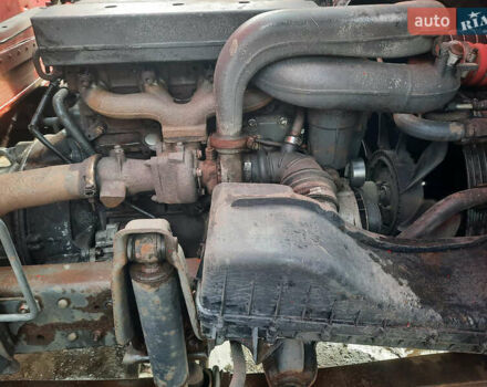 Красный Мерседес LK-Series, объемом двигателя 4.29 л и пробегом 857 тыс. км за 6500 $, фото 12 на Automoto.ua