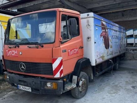 Мерседес LK-Series 1993 у Львові на Automoto.ua Червоний Мерседес LK-Series, об'ємом двигуна 3.9 л та пробігом 980 тис. км за 5800 $, фото 1 на Automoto.ua