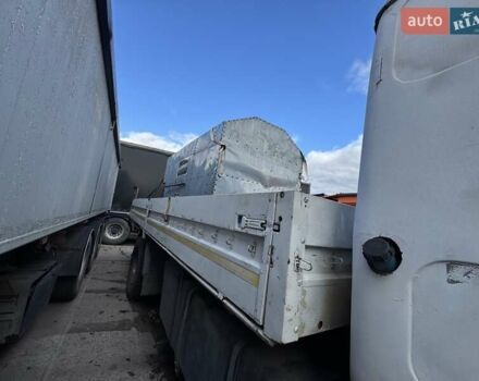 Мерседес LK-Series, объемом двигателя 0 л и пробегом 800 тыс. км за 8950 $, фото 2 на Automoto.ua