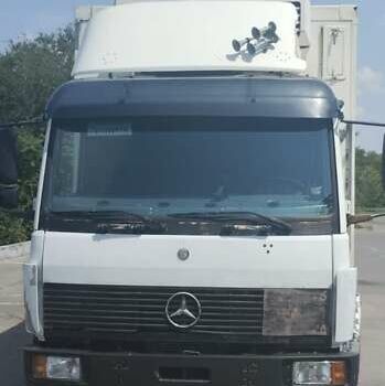 Мерседес LK-Series 1993 в Днепре (Днепропетровске) на Automoto.ua Мерседес LK-Series, объемом двигателя 6 л и пробегом 1000 тыс. км за 10000 $, фото 4 на Automoto.ua