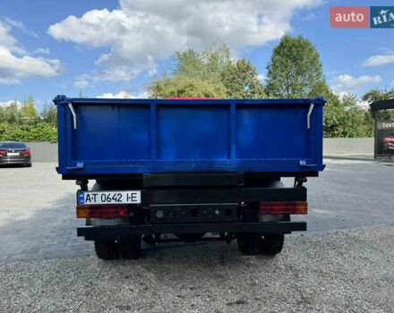 Мерседес LK-Series, объемом двигателя 0 л и пробегом 200 тыс. км за 3200 $, фото 3 на Automoto.ua