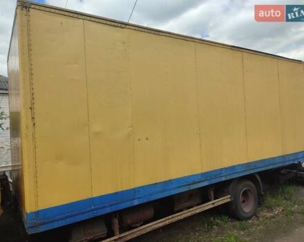 Жовтий Мерседес LK-Series, об'ємом двигуна 6 л та пробігом 500 тис. км за 5900 $, фото 4 на Automoto.ua