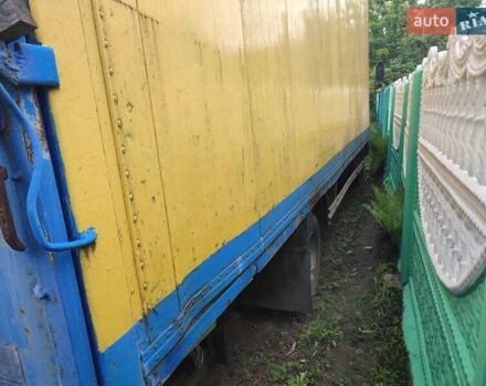 Жовтий Мерседес LK-Series, об'ємом двигуна 6 л та пробігом 500 тис. км за 5900 $, фото 20 на Automoto.ua