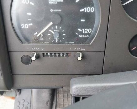 Зеленый Мерседес LK-Series, объемом двигателя 0 л и пробегом 802 тыс. км за 9000 $, фото 6 на Automoto.ua