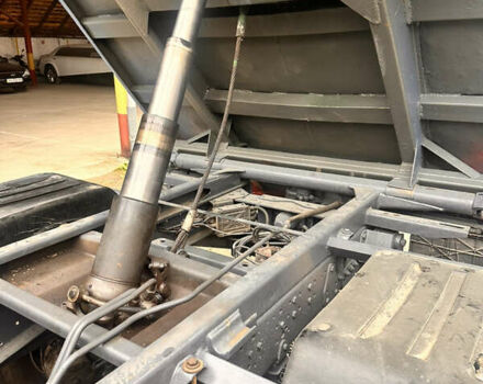 Мерседес LN-Series, объемом двигателя 0 л и пробегом 350 тыс. км за 23333 $, фото 8 на Automoto.ua