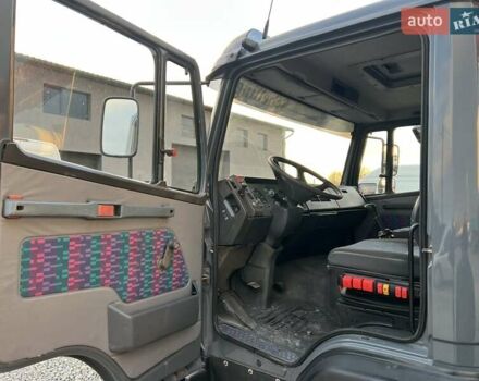 Серый Мерседес LN-Series, объемом двигателя 4.25 л и пробегом 370 тыс. км за 23999 $, фото 12 на Automoto.ua