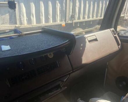 Білий Мерседес LP-Series, об'ємом двигуна 3.8 л та пробігом 230 тис. км за 5500 $, фото 6 на Automoto.ua