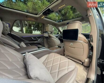 Чорний Мерседес Maybach EQS SUV, об'ємом двигуна 0 л та пробігом 3 тис. км за 207582 $, фото 66 на Automoto.ua