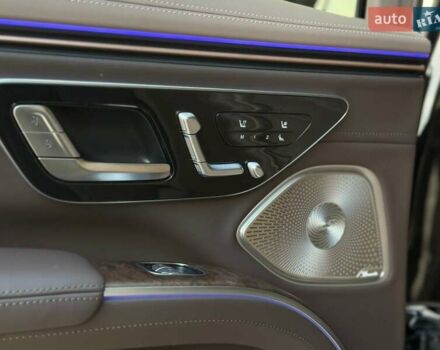 Чорний Мерседес Maybach EQS SUV, об'ємом двигуна 0 л та пробігом 3 тис. км за 207582 $, фото 64 на Automoto.ua