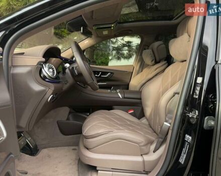 Чорний Мерседес Maybach EQS SUV, об'ємом двигуна 0 л та пробігом 3 тис. км за 207582 $, фото 22 на Automoto.ua
