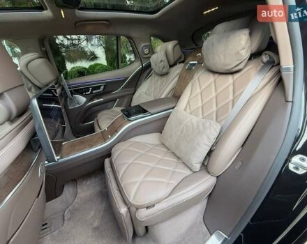 Чорний Мерседес Maybach EQS SUV, об'ємом двигуна 0 л та пробігом 3 тис. км за 207582 $, фото 41 на Automoto.ua
