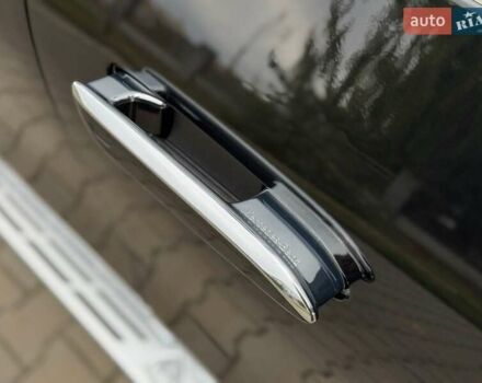 Чорний Мерседес Maybach EQS SUV, об'ємом двигуна 0 л та пробігом 3 тис. км за 207582 $, фото 18 на Automoto.ua